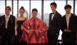 吃瓜进娱乐圈火了小说,意外爆火的娱乐圈奇缘